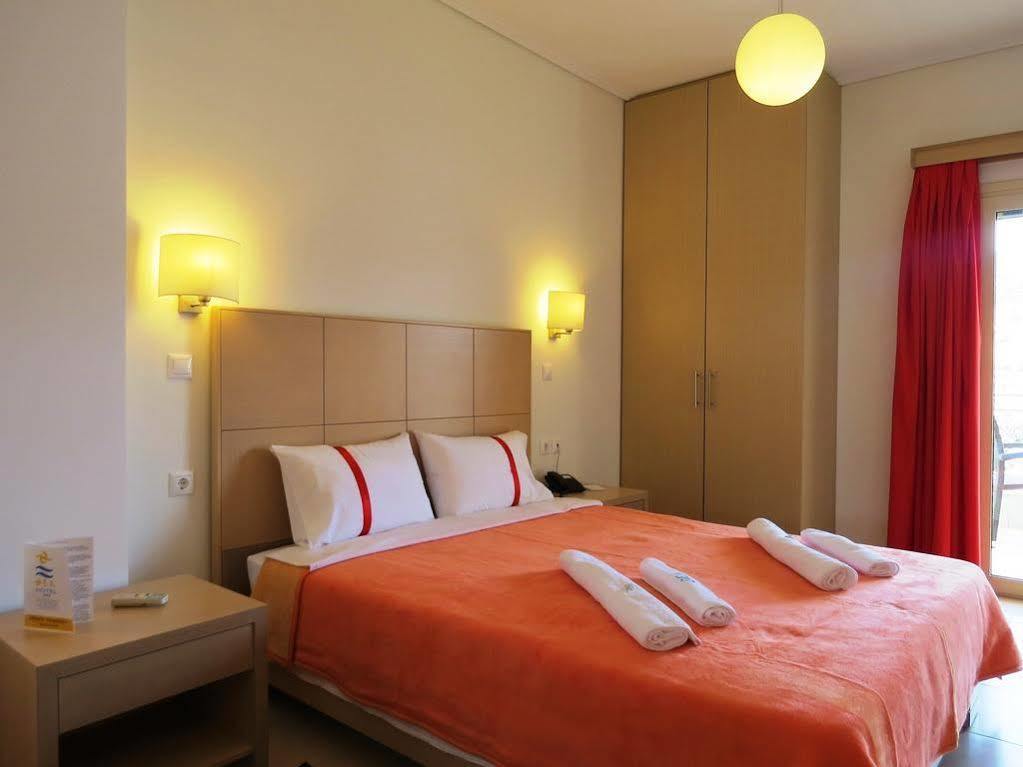 Hotel apartamentowy Thea - &
